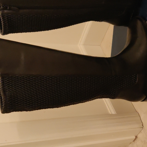 Cole Haan Woman's Rockland Black Leather Riding Boots sz.6.5B - Picture 3 of 9